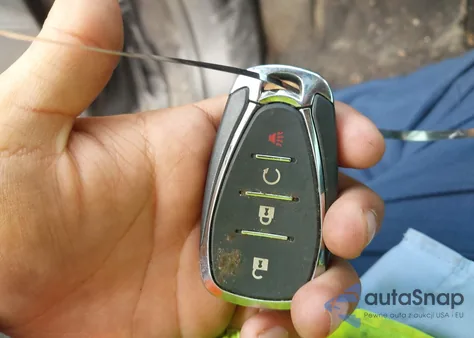 2022 Chevrolet Trax Awd Lt z USA, uszkodzony, nr VIN KL7CJPSM5NB539743